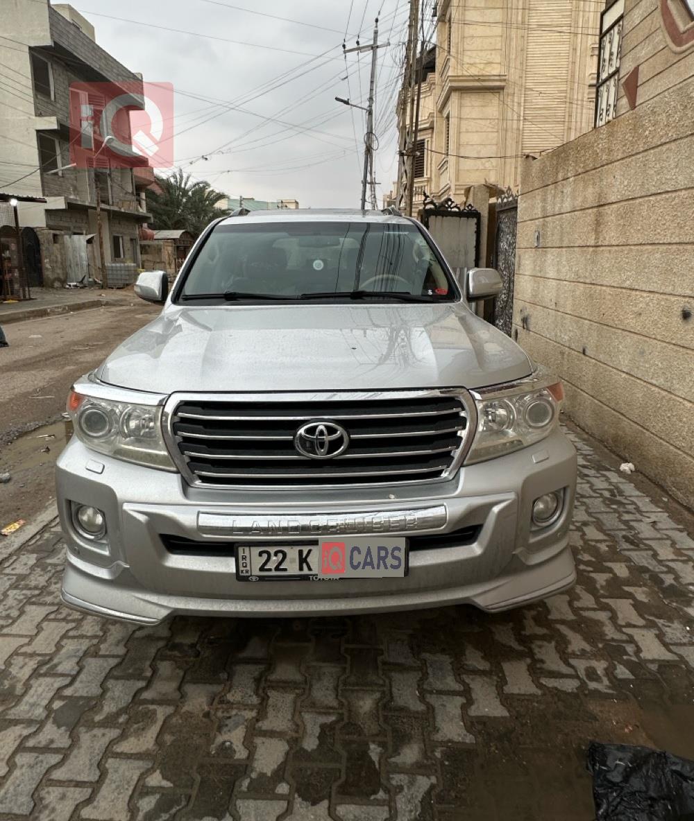 تويوتا لاندكروزر